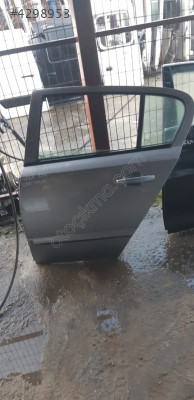 OPEL ASTRA H SOL ARKA KAPI ÇIKMA ORJİNAL PARÇA DOLU