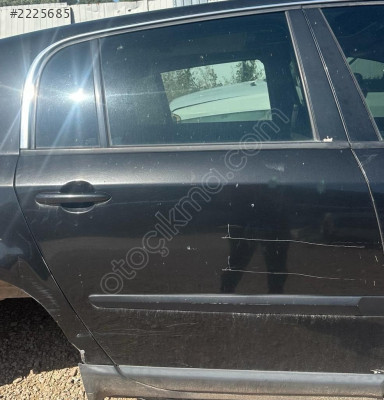 RENAULT VEL SATİS SAĞ ARKA KAPI