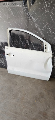 Volkswagen polo sağ ön kapı