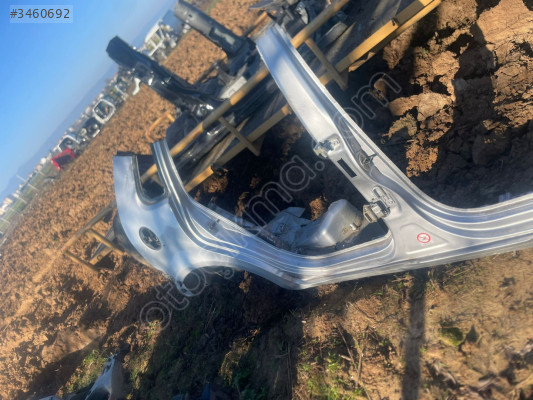 Volkswagen Polo sağ yan marşpiyel orijinal