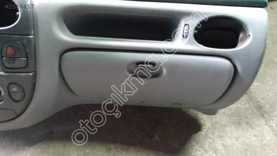 Megane 1 torpido kapak yedek parça