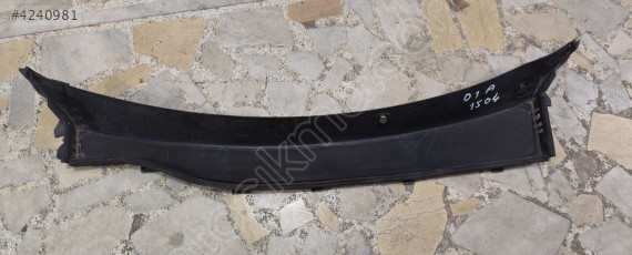 FORD COURİER ÖN CAM IZGARASI r2x6a02216a ORİJİNAL ÇIKMA PARÇA