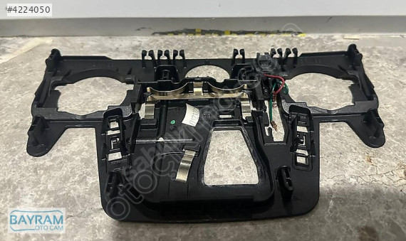 MERCEDES W166-167 ÖN CAM SENSÖR PLASTİĞİ