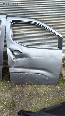PEUGEOT RİFTER ÇIKMA ORJİNAL SAĞ ÖN KAPI KD