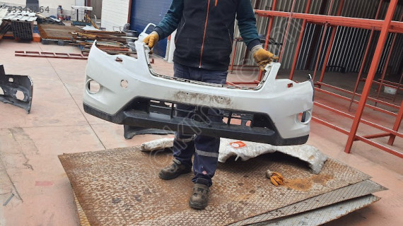 SUBARU XV ÖN TAMPON SEFALILAR OTO CIKMA