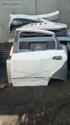 Fiat Linea sol arka kapı model 2008 2013