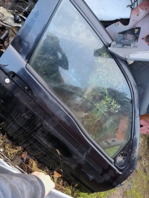 Alfa Romeo 145 sağ kapı camı ve kapı