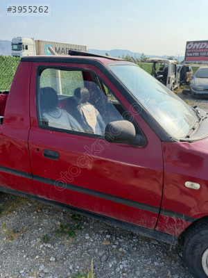 Skoda Felecia sağ ön kapı