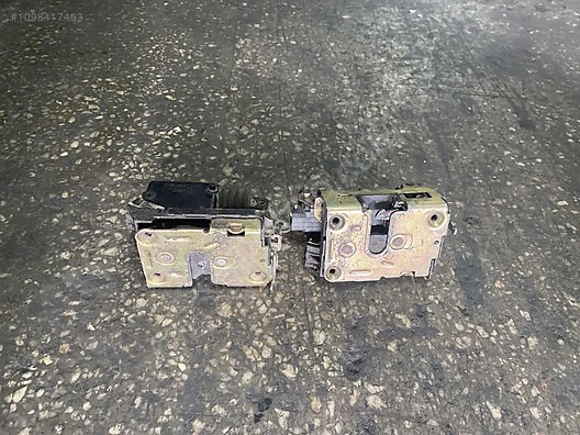 Renault 21 sağ sol arka kapı kilidi
