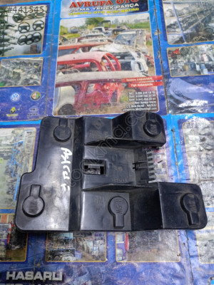 Opel Astra ve sol arka stop lambası duyu