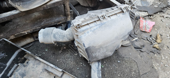 Opel Vectra C hava filtre kazanı