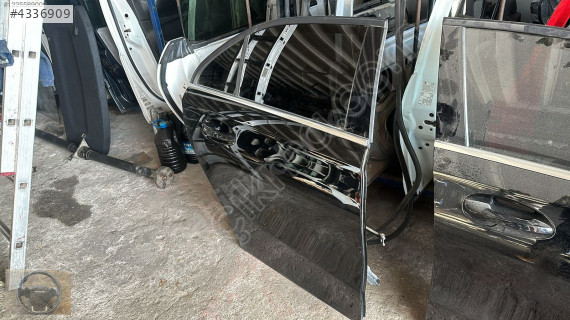 MERCEDES A180 SEDAN 2020 2025 SAĞ ARKA KAPI DOLU BURSA MG