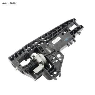 8U0837885 KAPI KOLU KİLİDİ KANCASI YATAĞI SAĞ ÖN AUDİ Q3 2012