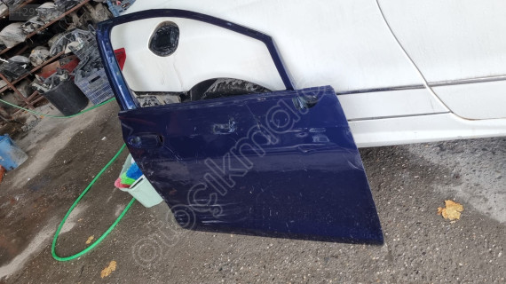 Wolksvagen golf 8 model 2021 sag on kapi