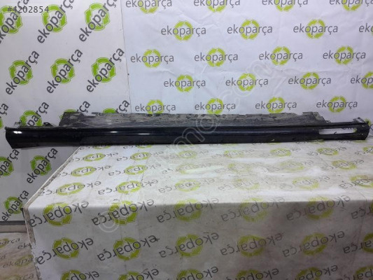 BMW 7 SERİSİ 2023 2025 G70 SENSÖRLÜ SOL MARŞPİYEL 51779464161