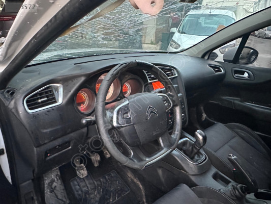 Citroen C4 km saati. Komple