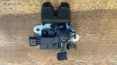 RENAULT TALİSMAN KAPUT KİLİDİ 905024411R