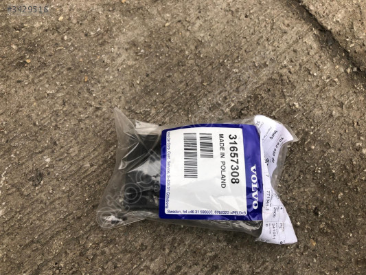 VOLVO XC90 RADYATÖR TAKOZU 31657308