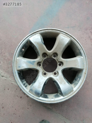 Toyota hilux 1 adet celik jant sefalılar oto cikma