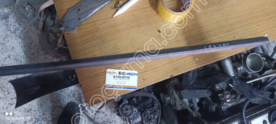 Opel combo b sağ ön kapı sıyırıcı fitili çıkma orjinal