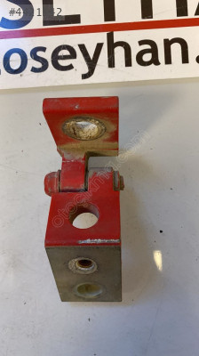 6Y0831412C Skoda Fabia 2004 sağ arka kapı alt menteşesi