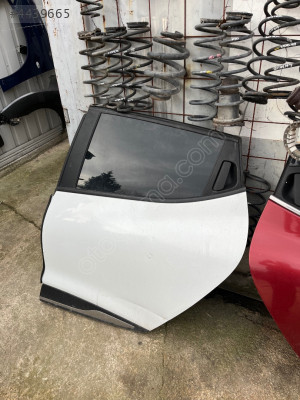 RENAULT CLİO 4 SOL ARKA KAPI