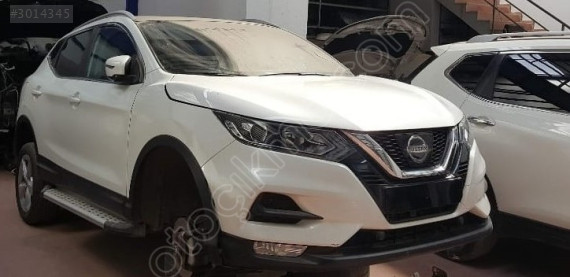 Nissan Qashqai J11 Sağ Arka Kapı Parçaları - Mil Oto