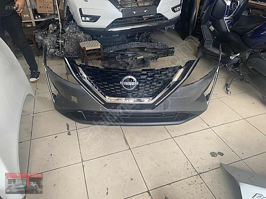 Nissan Qashqai J12-2022-23 Ön Panjur çıkma sökme parça