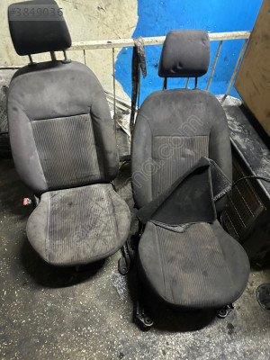 Ford Focus 1999-2005 Arası Sağ Sol Ön Koltuklar