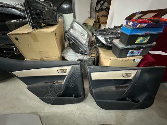 TOYOTA COROLLA ÇIKMA ORJİNAL SOL ÖN ARKA KAPI DÖŞEMESİ BDÇ