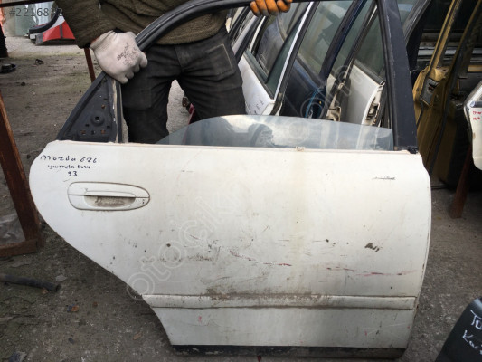Mazda 626 1993 Sağ Arka Kapı Camı Dış Açma Kolu Kapı Çıtası