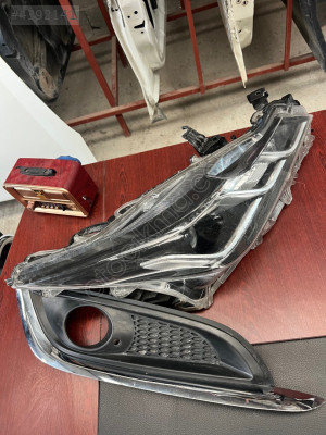 2021 Toyota corolla çıkma ön sağ far