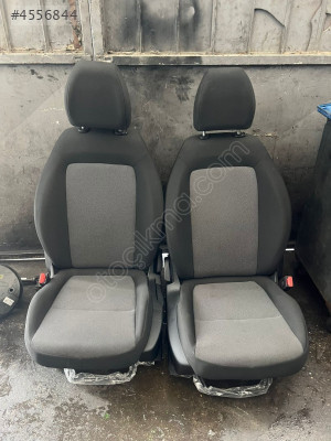 EGEA SAĞ SOL ÖN KOLTUK ORJİNALL ÇIKMAA PARÇAA