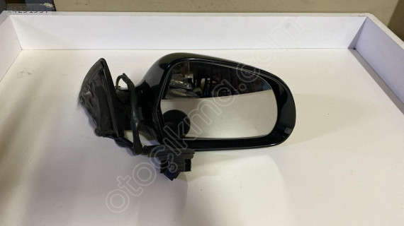 Audi A6 Sol Ayna 2012-2018 4G1857409