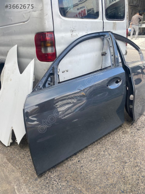 BMW 3 SERİSİ G20 SOL ÖN KAPI - ÖZIŞIK ÇIKMA PARÇA