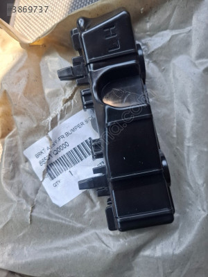 Hyundai i20 ön tampon braket sol orjinal sıfır 86551Q00000