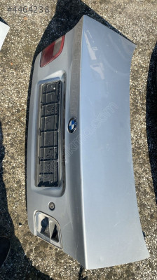 BMW E46 BAGAJ KAPAĞI