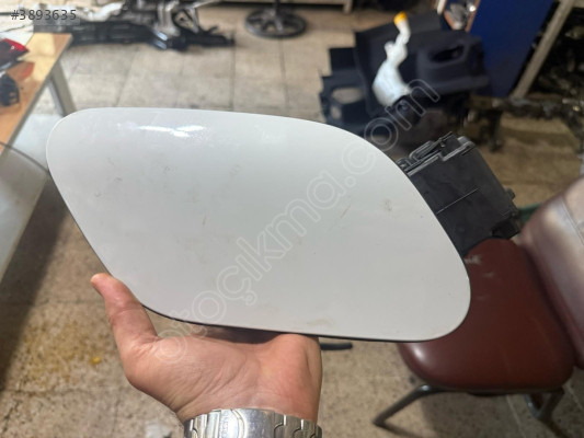 2018-24 RENAULT MEGANE 4 BENZİN DEPO KAPAĞI ORJ ÇIKMA