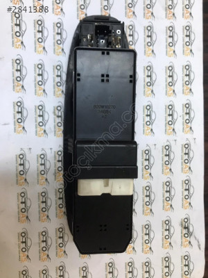 HYUNDAİ ACCENT 4 TUŞLU CAM DÜĞMESİ 620W10270