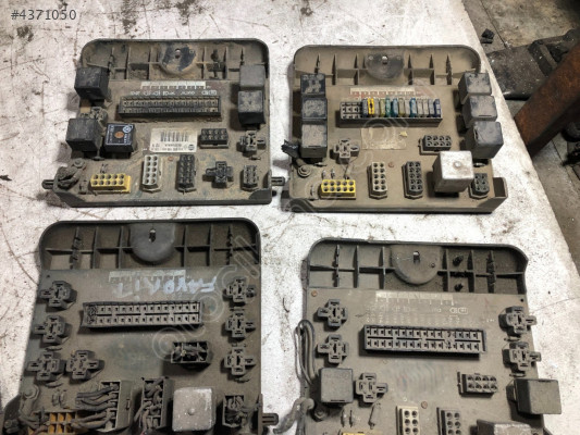 Skoda Favorit Forman Pickup Sigorta Kutusu Panosu Kutusu