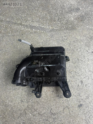 PEUGEOT 208 HAVA FİLTRE KUTUSU 9673061080