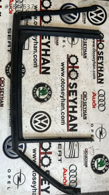 982964288000 opel corsa f 2023 arka sağ kapı cam çerçeve fitili