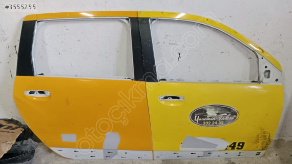 Dacia lody sag on arka kapi