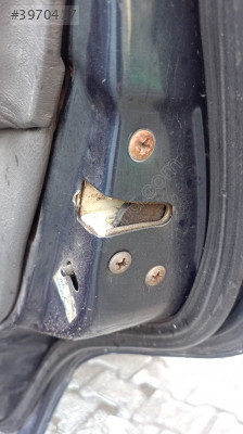 hyundai accent sağ arka kapı kilidi