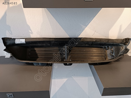 VOLVO XC90 2020- RADYATÖR HAVA PLASTİĞİ 31663795 Ç