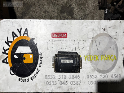 8200057536-SİRİUS32N RENAULT MEGANE 1 1.6 Motor Beyni