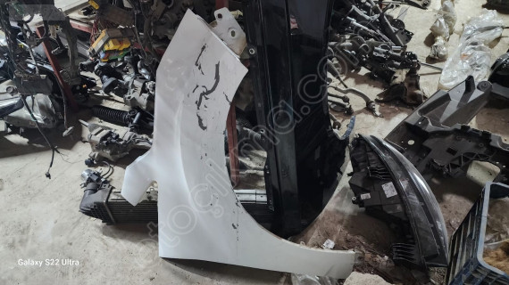 Ford c-max sağ ön çamurluk çıkma orjinal