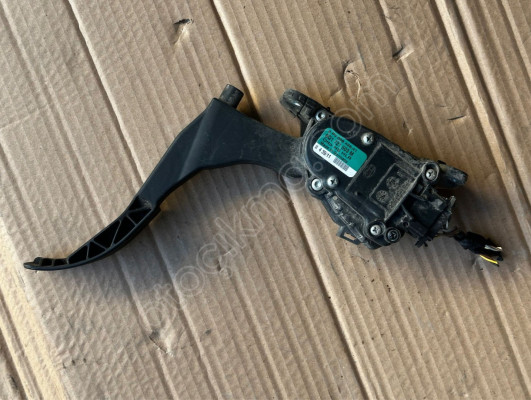 A1 AMAROK LEON RAPID 04-23 GAZ PEDALI 6Q1721503M