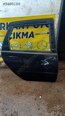 Fiat Punto 2003-2006 sağ arka kapı dolu hatasız