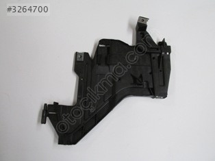 AUDI A4- 08/12; FAR ALT BAĞLANTI BRAKETİ SOL (FAR ALT TAŞIYICI